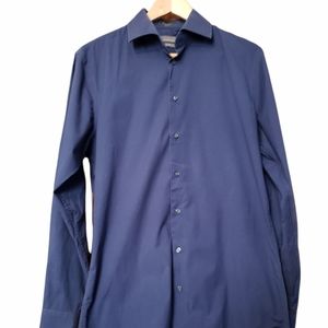 Men's navy blue trim fit dress shirt